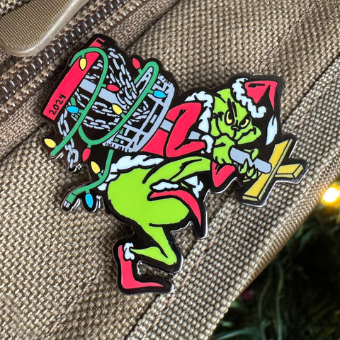 2024 Holiday Disc Golf Pin